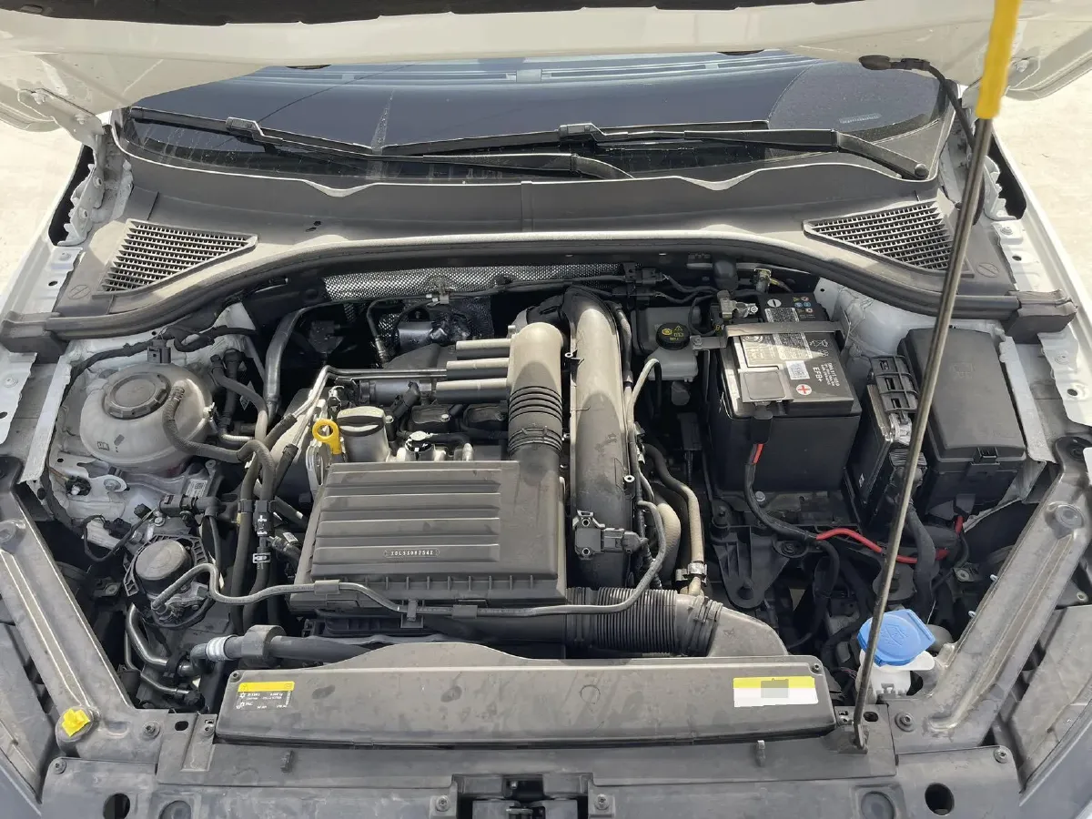 2023 Volkswagen Bora 1.2T 116HP L4 7DCT,autocango,china used car exporter,china ev exporter,chinese used car exporter,chinese used ev exporter