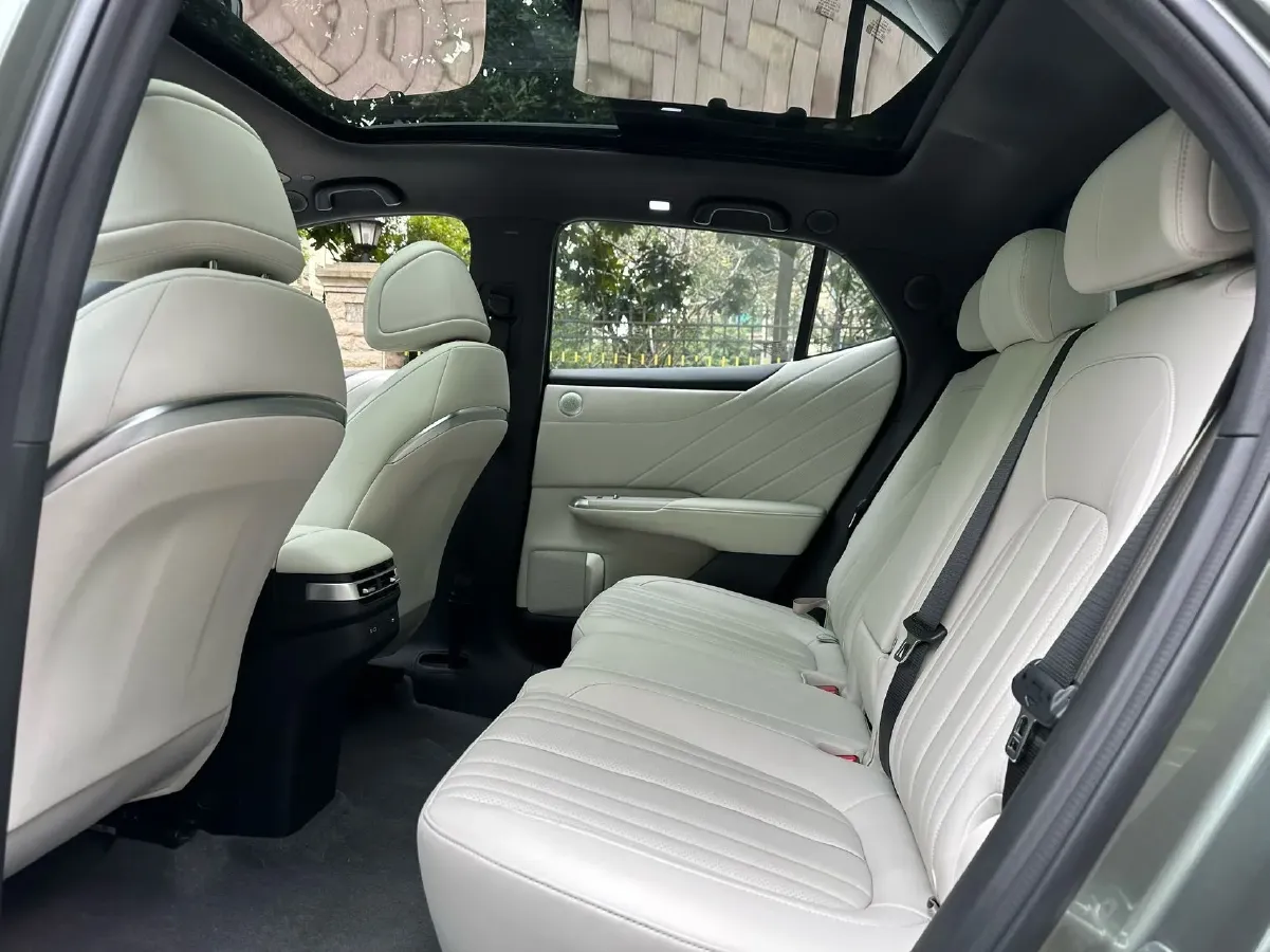 2025 ChangAn QiYuan E07 BEV 89.98KWH,autocango,china used car exporter,china ev exporter,chinese used car exporter,chinese used ev exporter