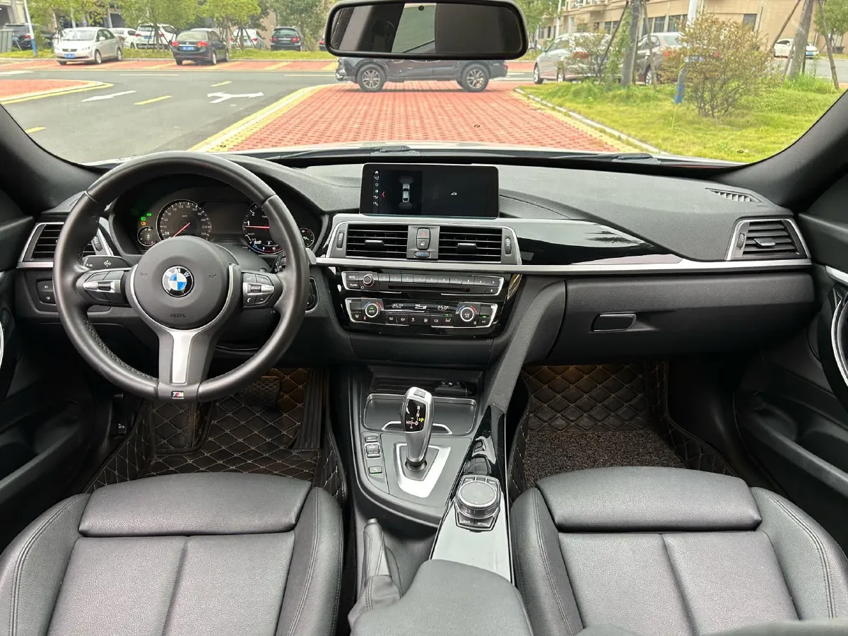 2020 BMW 3 Series GT 2.0T 184HP L4 8AT,autocango,china used car exporter,china ev exporter,chinese used car exporter,chinese used ev exporter