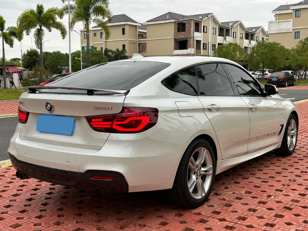2020 BMW 3 Series GT 2.0T 184HP L4 8AT,autocango,china used car exporter,china ev exporter,chinese used car exporter,chinese used ev exporter