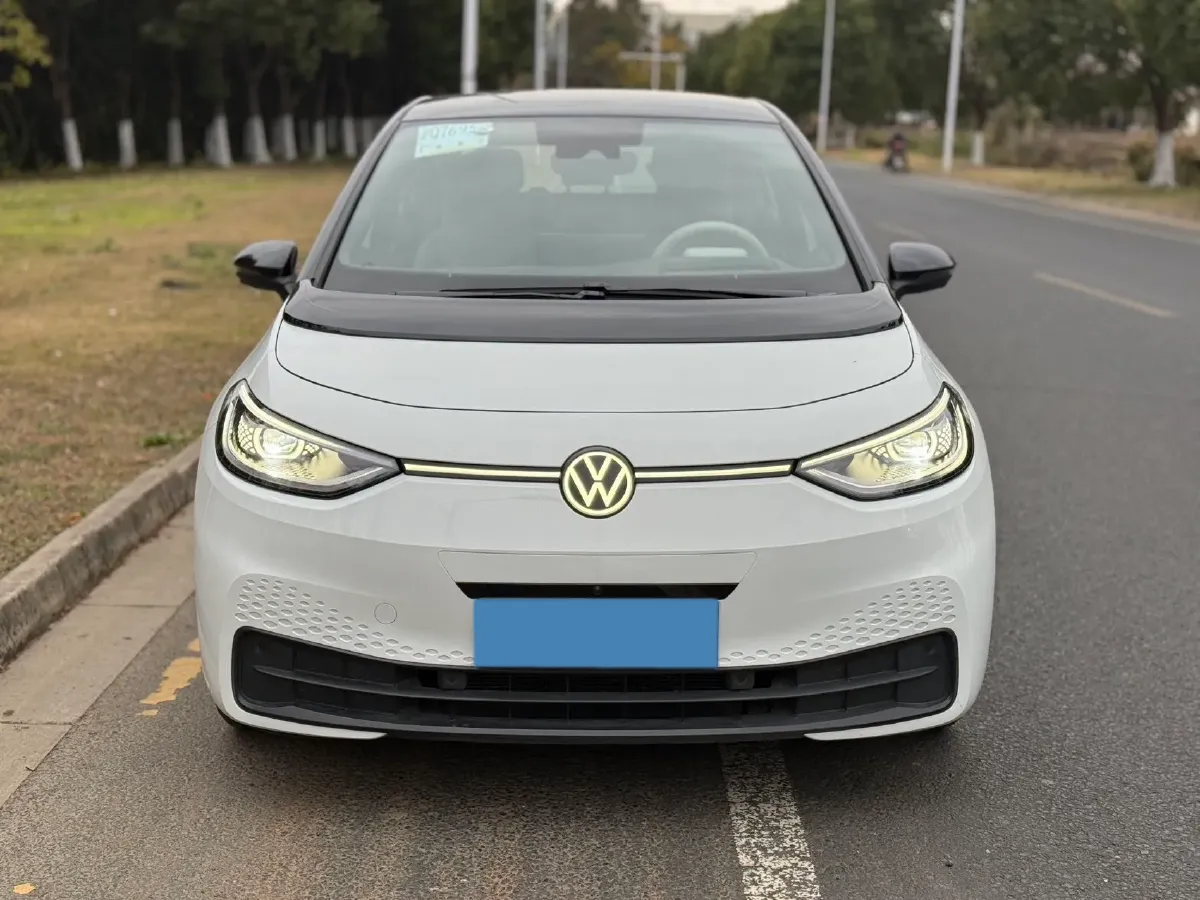 2025 Volkswagen ID.3 BEV 52.8KWH,autocango,china used car exporter,china ev exporter,chinese used car exporter,chinese used ev exporter