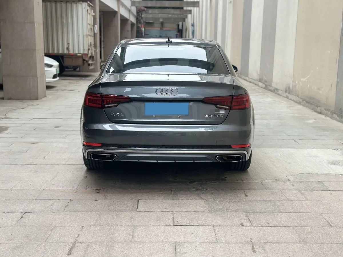 2019 Audi A4L 2.0T 190HP L4 7DCT,autocango,china used car exporter,china ev exporter,chinese used car exporter,chinese used ev exporter