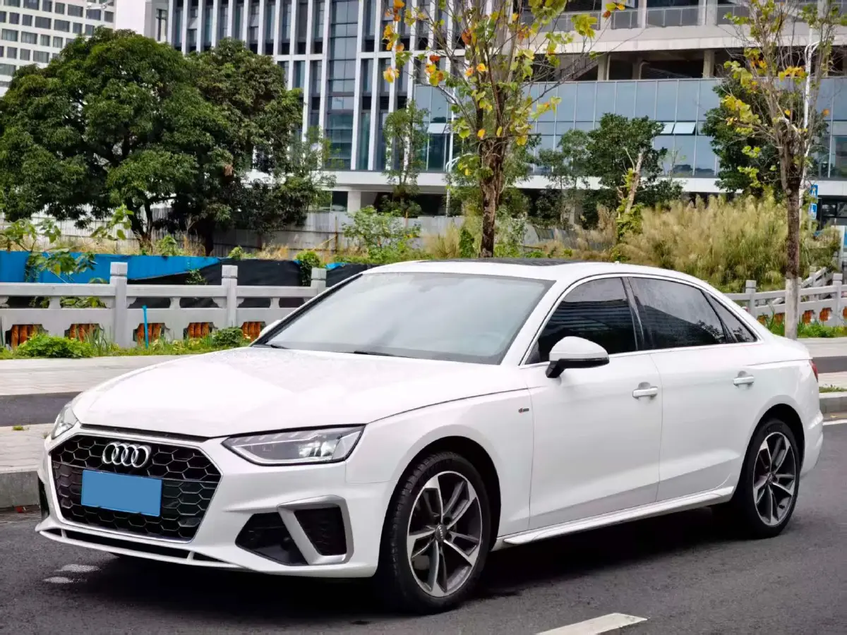 2020 Audi A4L 2.0T 190HP L4 7DCT