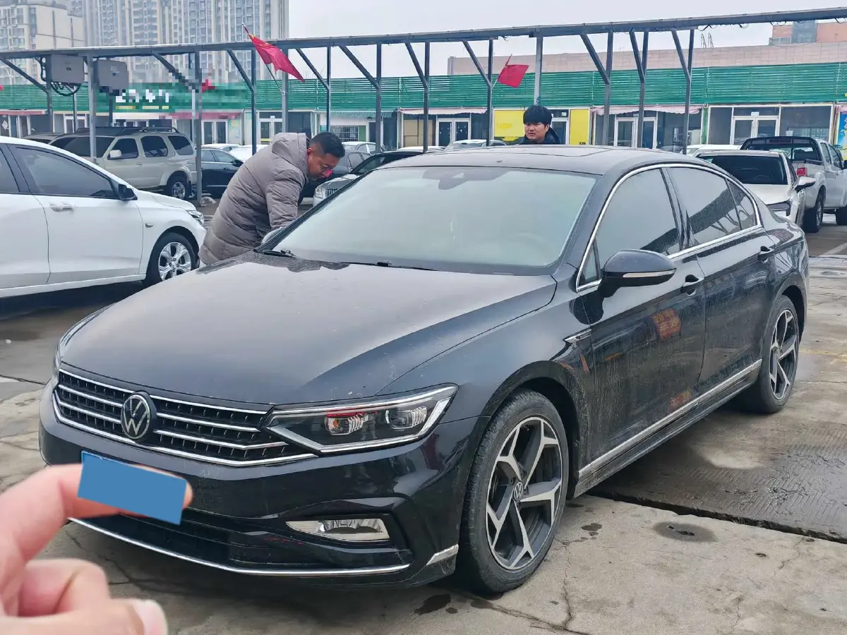 2023 Volkswagen Magotan 2.0T 186HP L4 7DCT