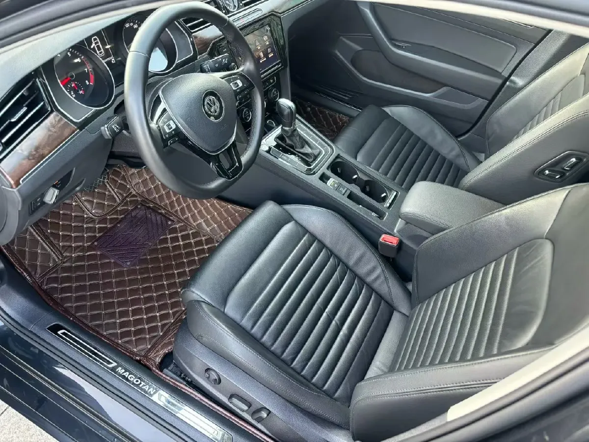 2019 Volkswagen Magotan 2.0T 186HP L4 7DCT,autocango,china used car exporter,china ev exporter,chinese used car exporter,chinese used ev exporter