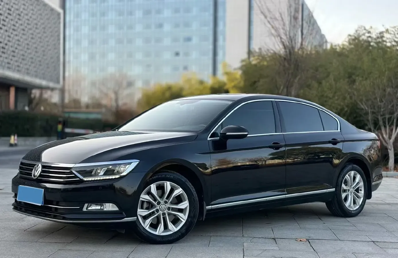 2019 Volkswagen Magotan 2.0T 186HP L4 7DCT,autocango,china used car exporter,china ev exporter,chinese used car exporter,chinese used ev exporter