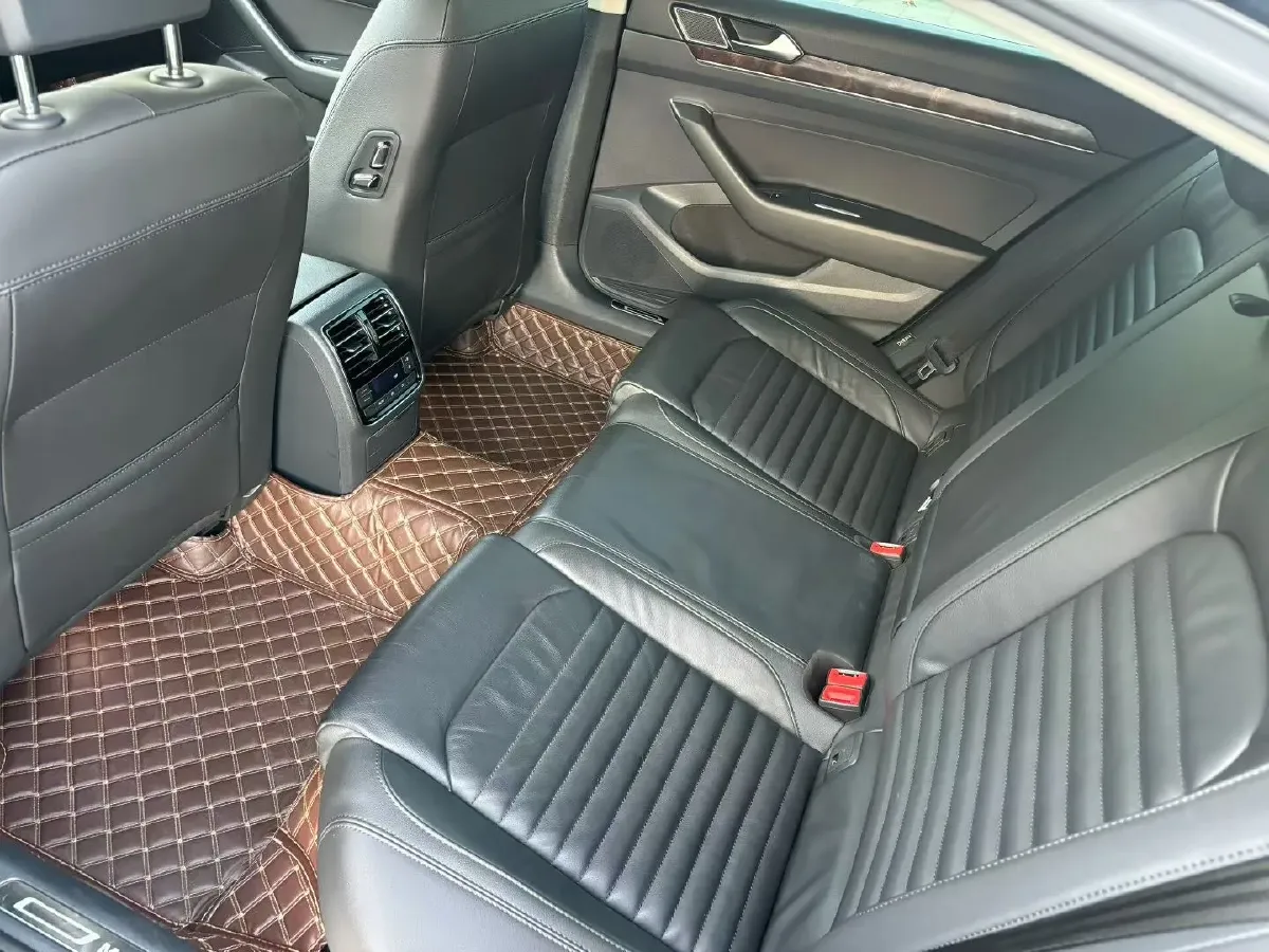 2019 Volkswagen Magotan 2.0T 186HP L4 7DCT,autocango,china used car exporter,china ev exporter,chinese used car exporter,chinese used ev exporter