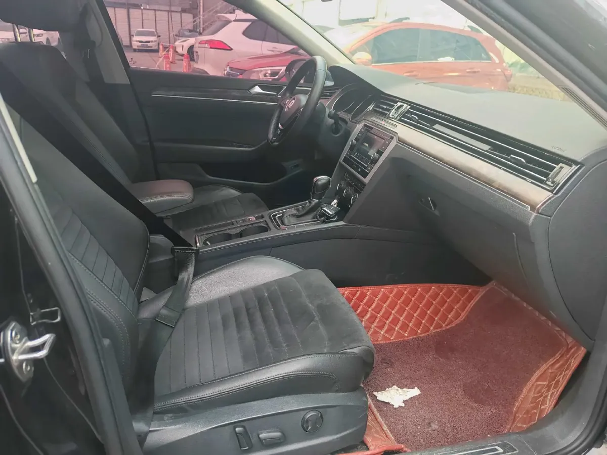 2018 Volkswagen Magotan 1.8T 180HP L4 7DCT,autocango,china used car exporter,china ev exporter,chinese used car exporter,chinese used ev exporter