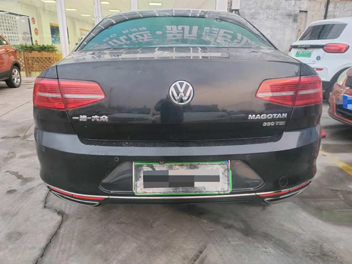 2018 Volkswagen Magotan 1.8T 180HP L4 7DCT,autocango,china used car exporter,china ev exporter,chinese used car exporter,chinese used ev exporter