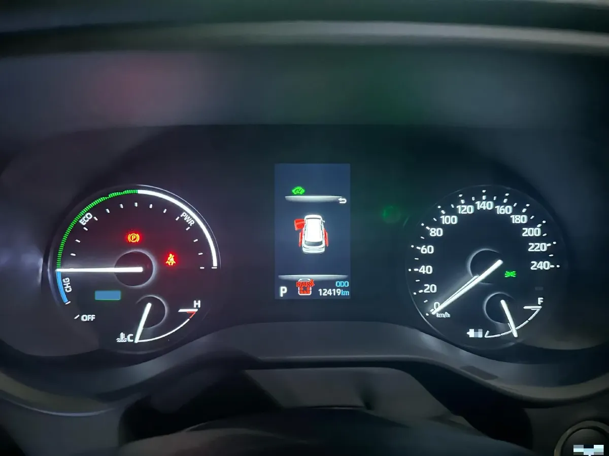 2024 Toyota Sienna 2.5L 189HP L4 E-CVT Hybrid,autocango,china used car exporter,china ev exporter,chinese used car exporter,chinese used ev exporter