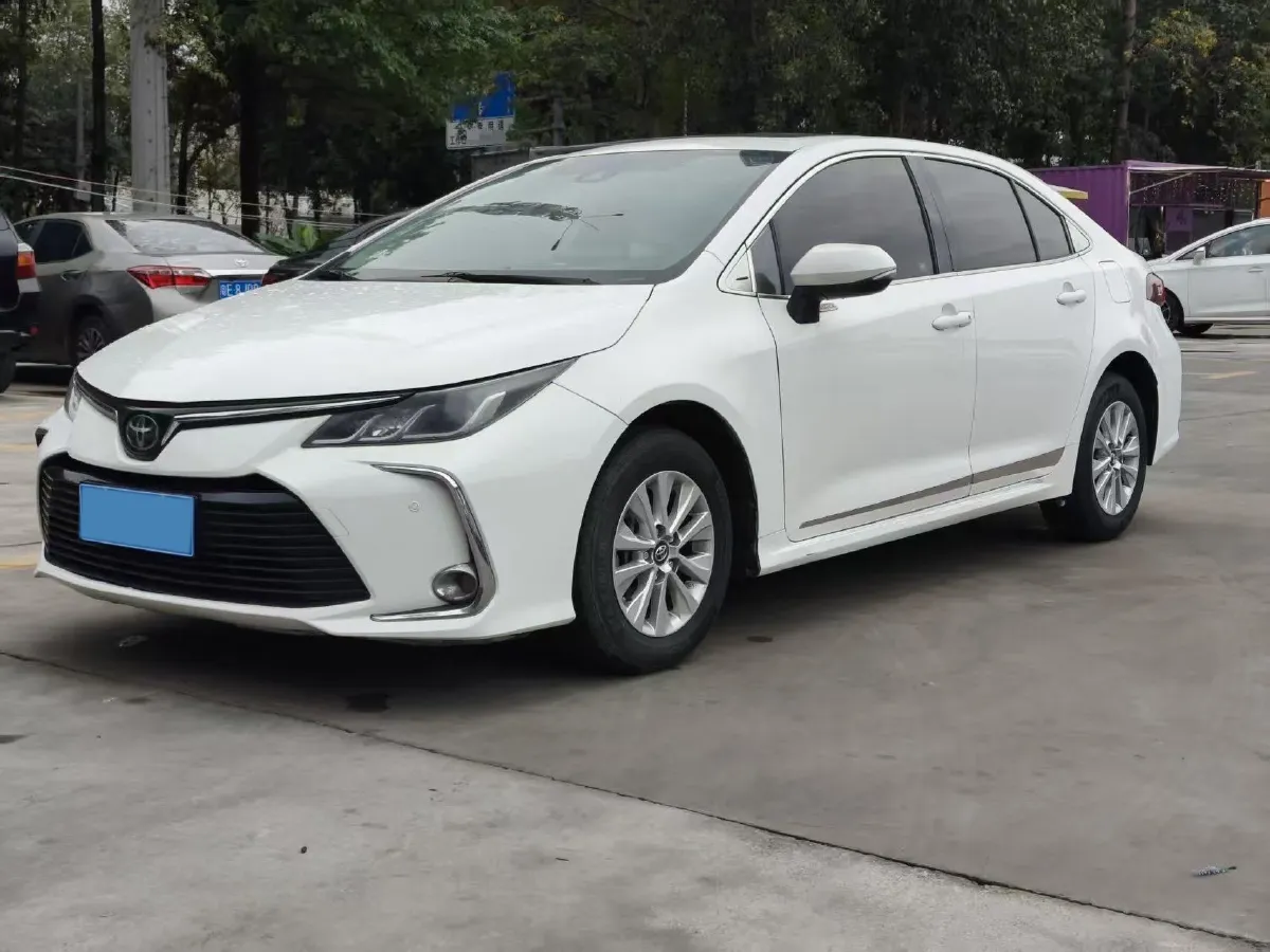 2021 Toyota Corolla 1.2T 116HP L4 CVT,autocango,china used car exporter,china ev exporter,chinese used car exporter,chinese used ev exporter