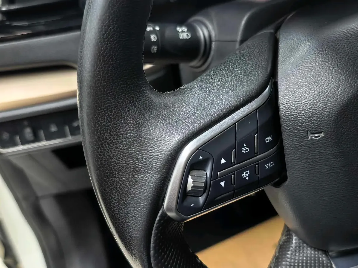 2019 Haval H6 1.5T 169HP L4 7DCT,autocango,china used car exporter,china ev exporter,chinese used car exporter,chinese used ev exporter