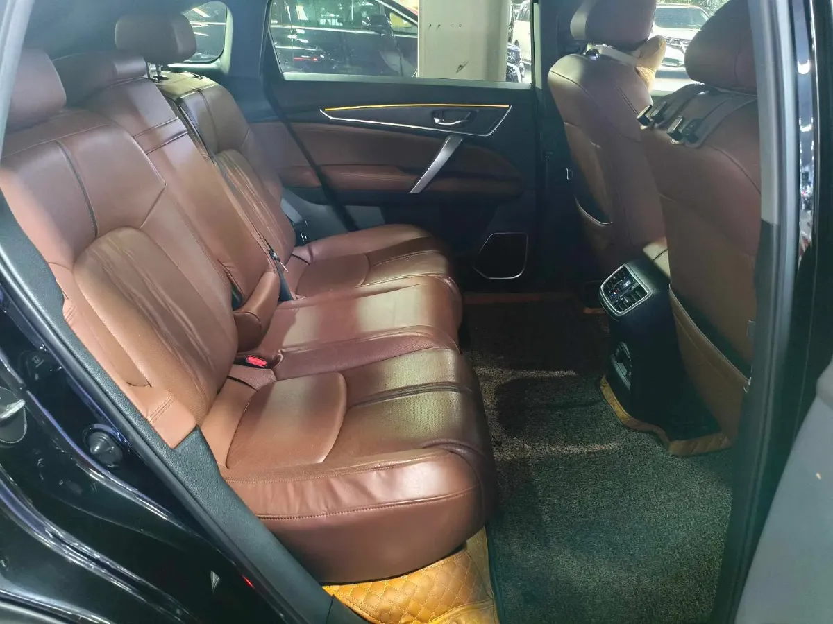 2020 Honda UR-V 2.0T 272HP L4 9AT,autocango,china used car exporter,china ev exporter,chinese used car exporter,chinese used ev exporter