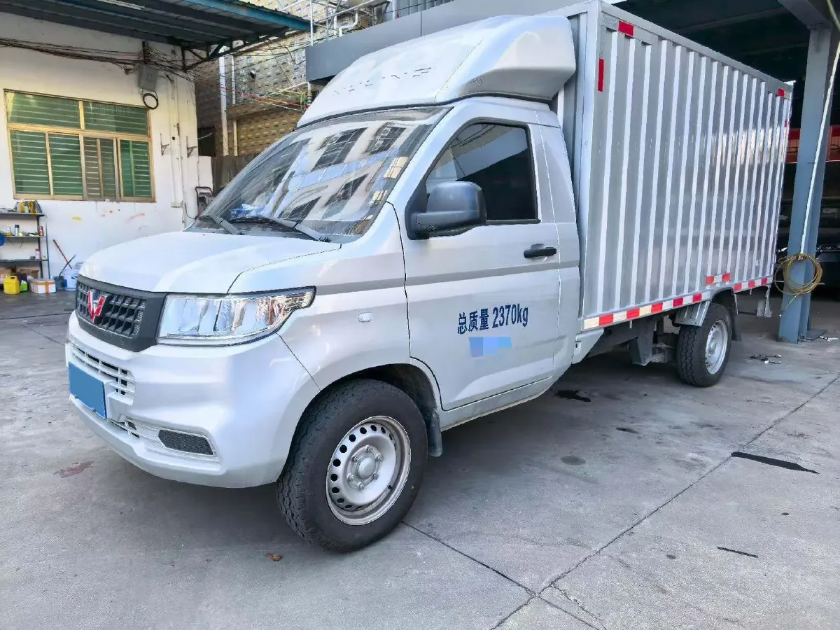 2023 WuLing RongGuang New Truck 2.0L 136HP L4 5MT,autocango,china used car exporter,china ev exporter,chinese used car exporter,chinese used ev exporter