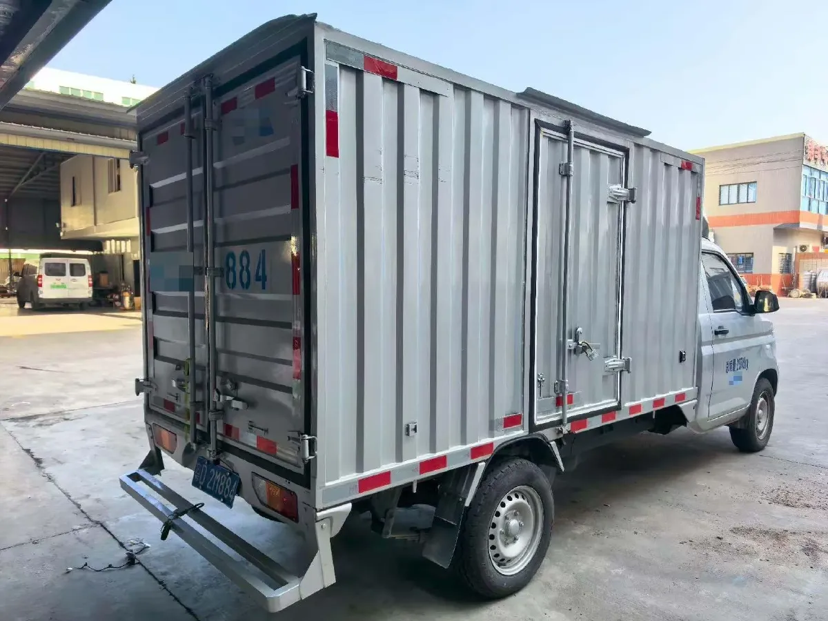 2023 WuLing RongGuang New Truck 2.0L 136HP L4 5MT,autocango,china used car exporter,china ev exporter,chinese used car exporter,chinese used ev exporter