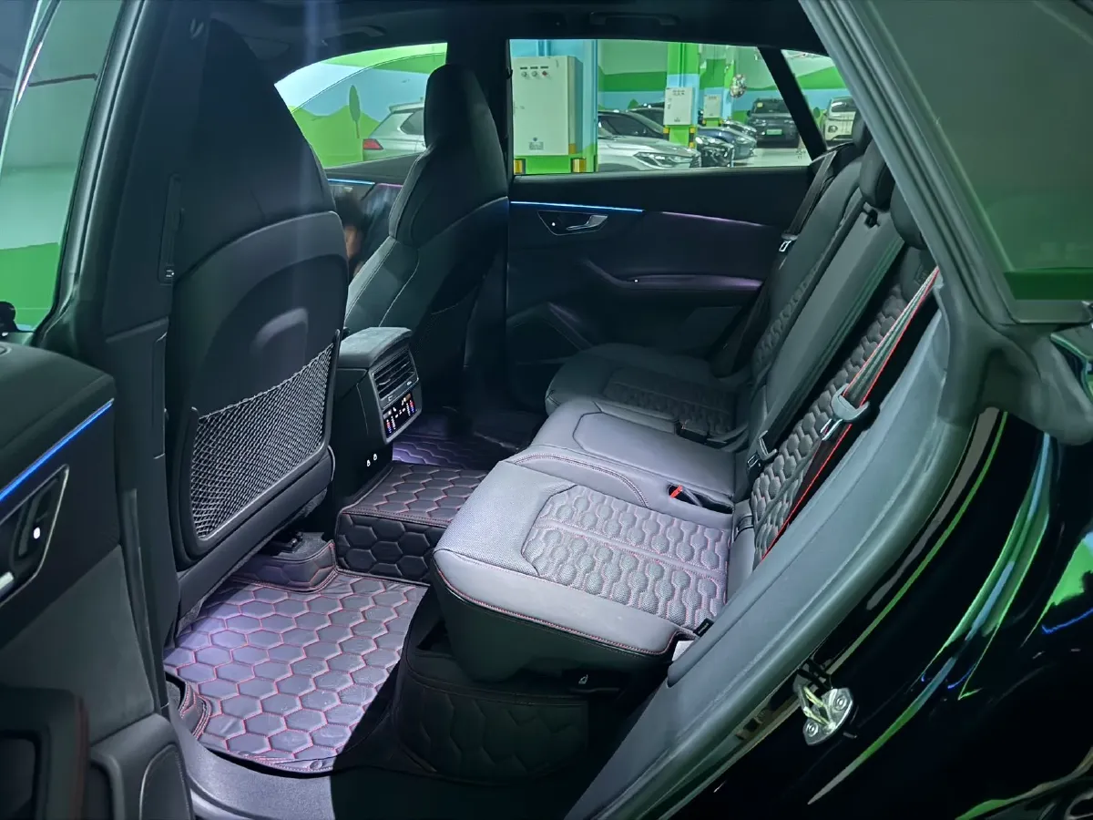 2022 Audi RS Q8 4.0T 600HP V8 8AT,autocango,china used car exporter,china ev exporter,chinese used car exporter,chinese used ev exporter