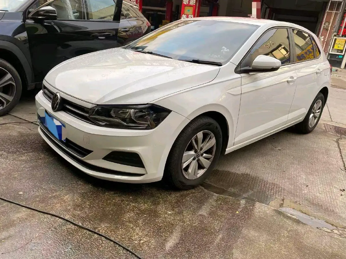 2023 Volkswagen Polo 1.5L 110HP L4 6AT 2023 Volkswagen Polo 1.5L 110HP L4 6AT