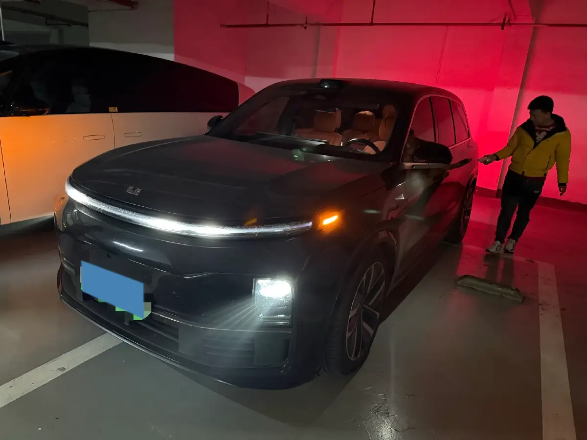 2022 Li L9 Range Extended 154HP REEV 42.6KWH