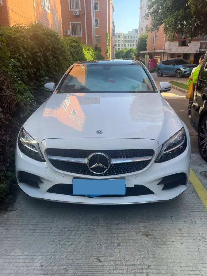 2021 Mercedes-Benz C Class 1.5T 184HP L4 9AT,autocango,china used car exporter,china ev exporter,chinese used car exporter,chinese used ev exporter