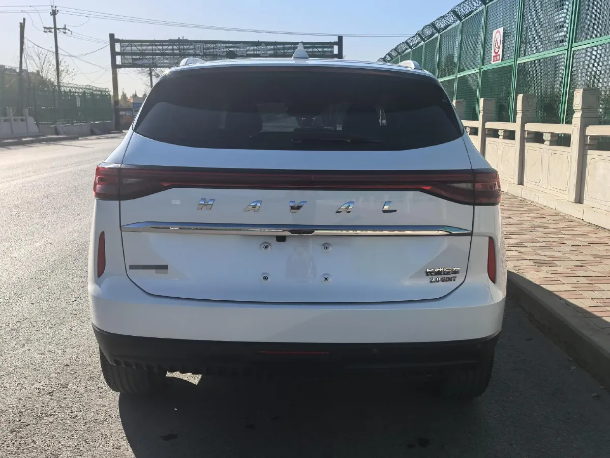 2021 Haval H6 2.0T 211HP L4 7DCT,autocango,china used car exporter,china ev exporter,chinese used car exporter,chinese used ev exporter