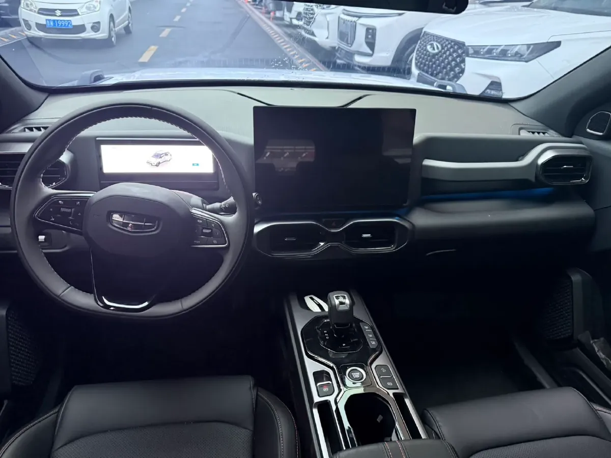 2025 Geely Cowboy 1.5T 181HP L4 7DCT,autocango,china used car exporter,china ev exporter,chinese used car exporter,chinese used ev exporter