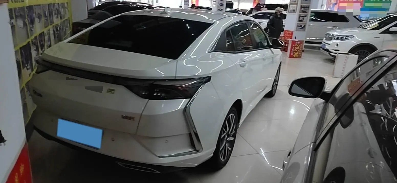 2020 DongFeng Aeolus YiXuan 1.5T 150HP L4 6DCT,autocango,china used car exporter,china ev exporter,chinese used car exporter,chinese used ev exporter