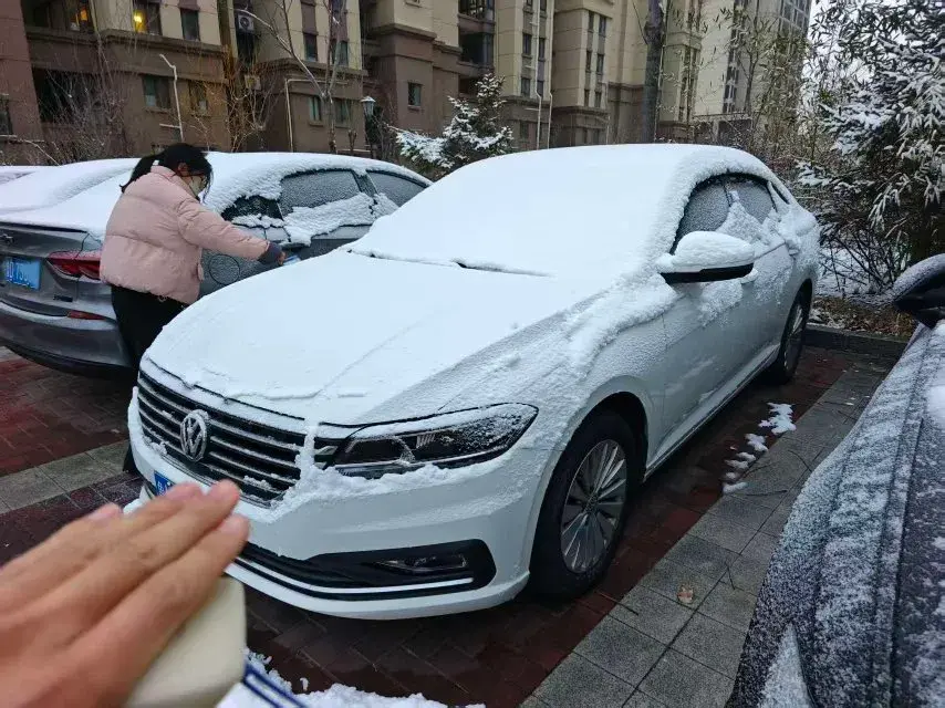 2019 Volkswagen Sagitar 1.2T 116HP L4 7DCT