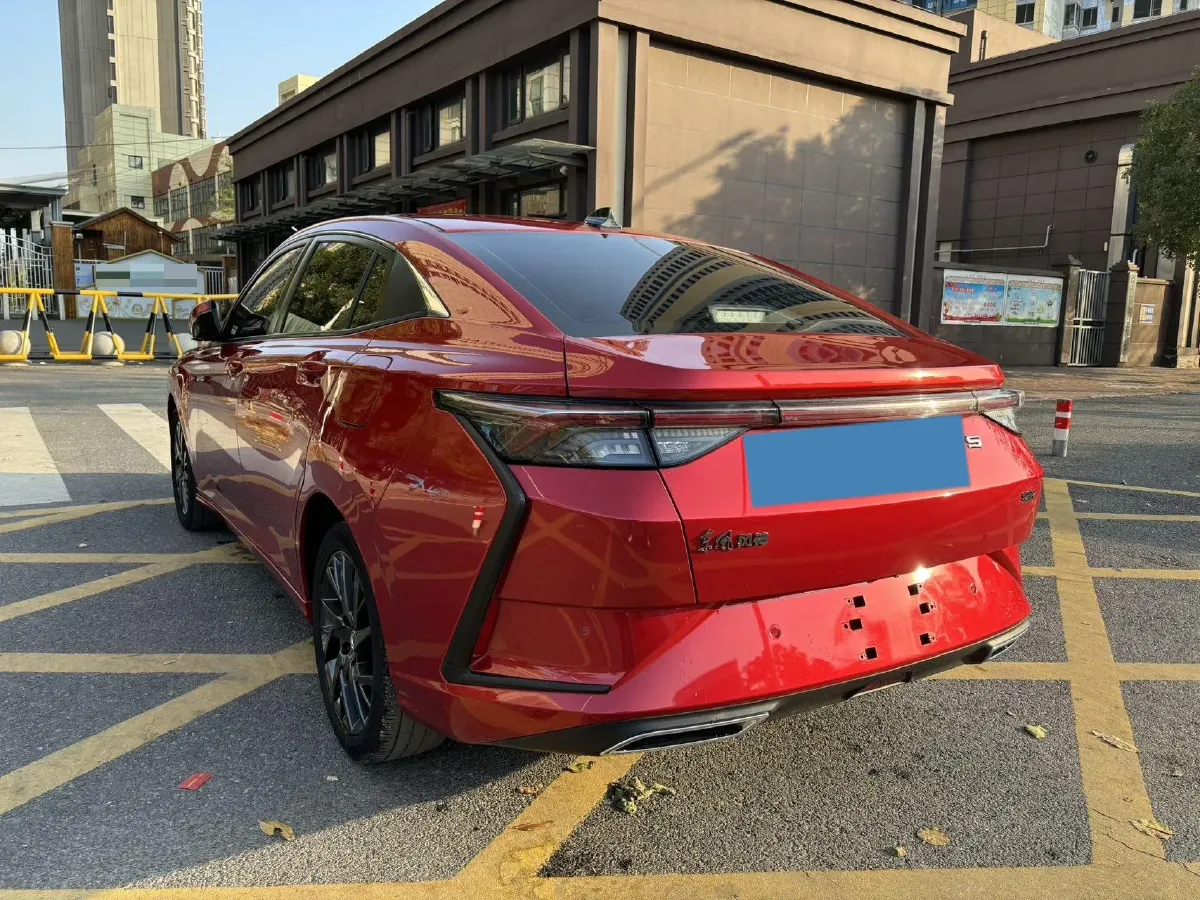 2020 DongFeng Aeolus YiXuan 1.5T 150HP L4 6DCT,autocango,china used car exporter,china ev exporter,chinese used car exporter,chinese used ev exporter