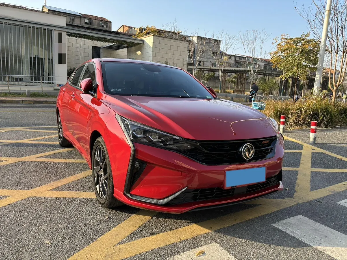 2020 DongFeng Aeolus YiXuan 1.5T 150HP L4 6DCT,autocango,china used car exporter,china ev exporter,chinese used car exporter,chinese used ev exporter