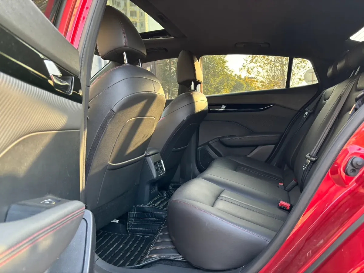 2020 DongFeng Aeolus YiXuan 1.5T 150HP L4 6DCT,autocango,china used car exporter,china ev exporter,chinese used car exporter,chinese used ev exporter