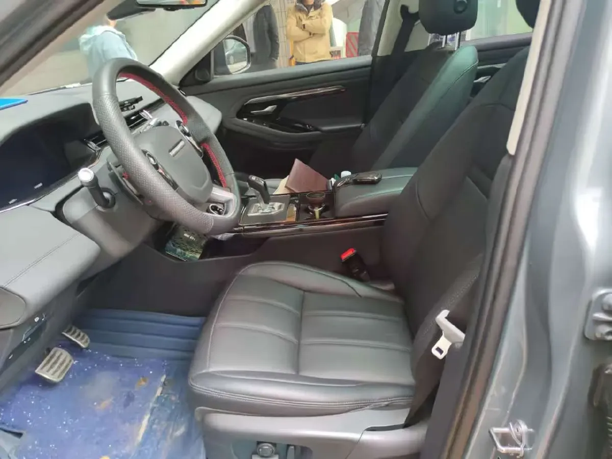 2020 Land Rover Range Rover Evoque 2.0T 249HP L4 9AT,autocango,china used car exporter,china ev exporter,chinese used car exporter,chinese used ev exporter