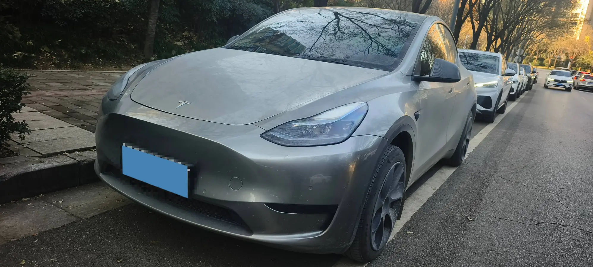 2022 Tesla Model Y BEV 60KWH