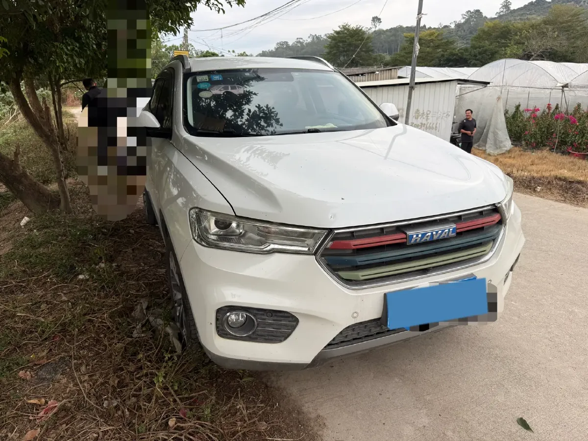 2017 Haval H6 1.5T 169HP L4 7DCT,autocango,china used car exporter,china ev exporter,chinese used car exporter,chinese used ev exporter