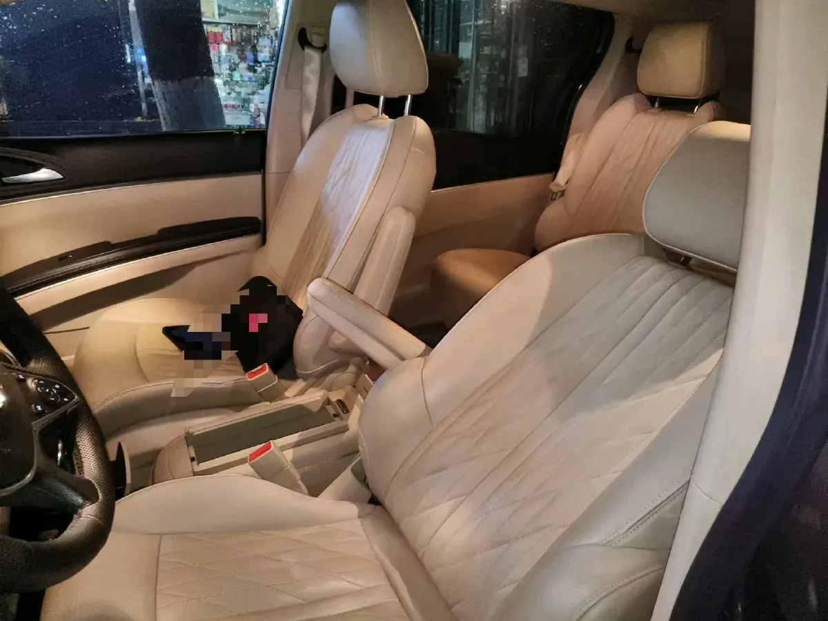 2023 Buick GL8 2.0T 237HP L4 9AT,autocango,china used car exporter,china ev exporter,chinese used car exporter,chinese used ev exporter