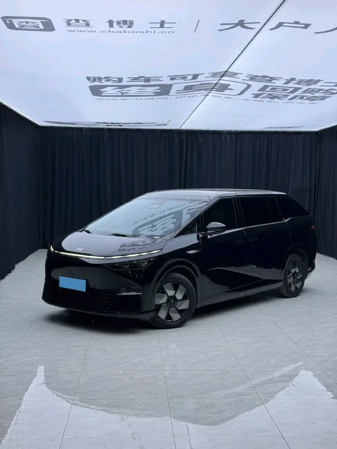 2024 Xpeng X9 BEV 101.5KWH 2024 Xpeng X9 BEV 101.5KWH