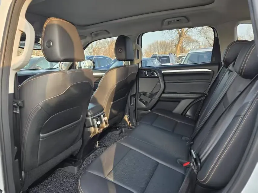 2021 Haval Dargo 2.0T 211HP L4 7DCT,autocango,china used car exporter,china ev exporter,chinese used car exporter,chinese used ev exporter