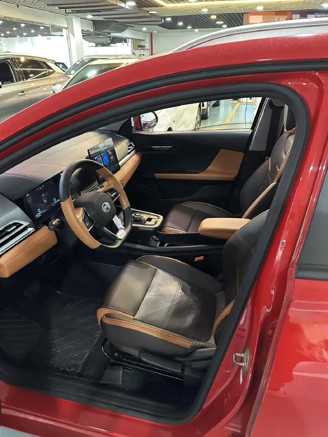 2021 Geely Azkarra 1.8T 184HP L4 7DCT,autocango,china used car exporter,china ev exporter,chinese used car exporter,chinese used ev exporter