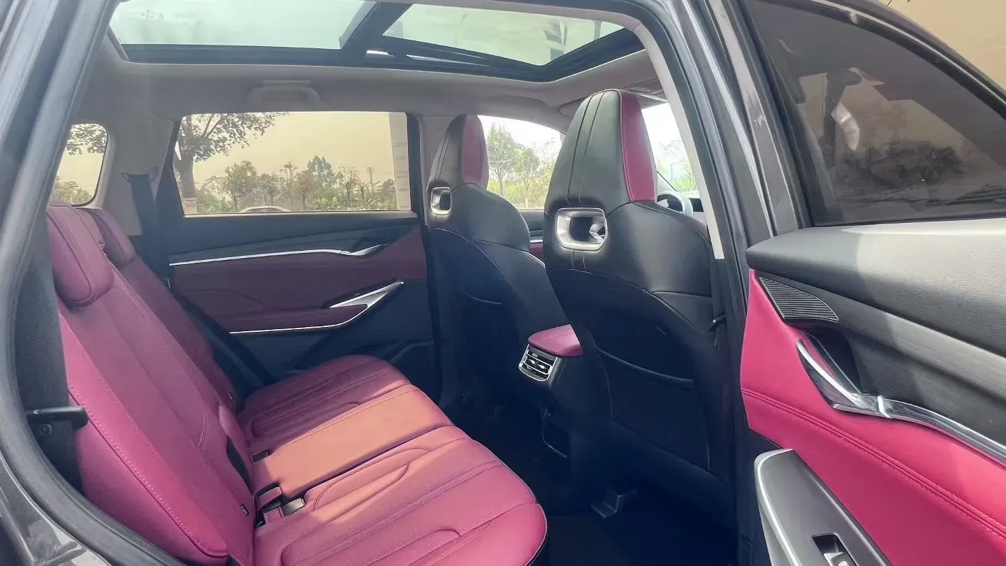 2020 ChangAn CS75 Plus 2.0T 233HP L4 8AT,autocango,china used car exporter,china ev exporter,chinese used car exporter,chinese used ev exporter