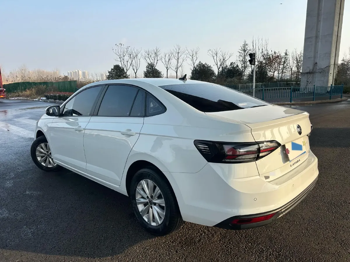 2023 Mazda 3 Axela 1.5L 117HP L4 6AT,autocango,china used car exporter,china ev exporter,chinese used car exporter,chinese used ev exporter