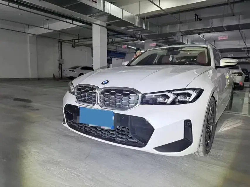 2024 BMW 3 Series 2.0T 184HP L4 8AT