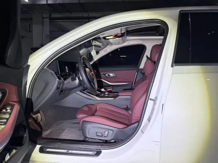 2024 BMW 3 Series 2.0T 184HP L4 8AT,autocango,china used car exporter,china ev exporter,chinese used car exporter,chinese used ev exporter