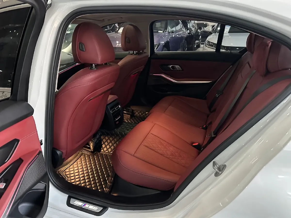 2024 BMW 3 Series 2.0T 184HP L4 8AT,autocango,china used car exporter,china ev exporter,chinese used car exporter,chinese used ev exporter