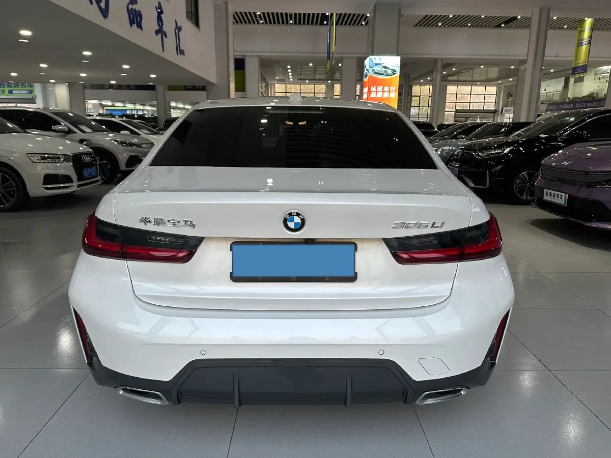 2024 BMW 3 Series 2.0T 184HP L4 8AT,autocango,china used car exporter,china ev exporter,chinese used car exporter,chinese used ev exporter