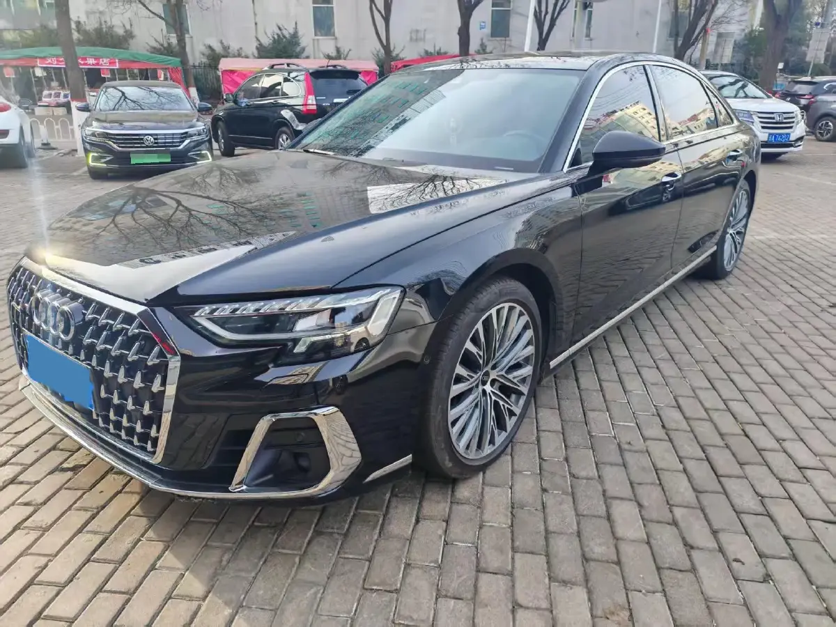 2024 Audi A8 3.0T 286HP V6 8AT