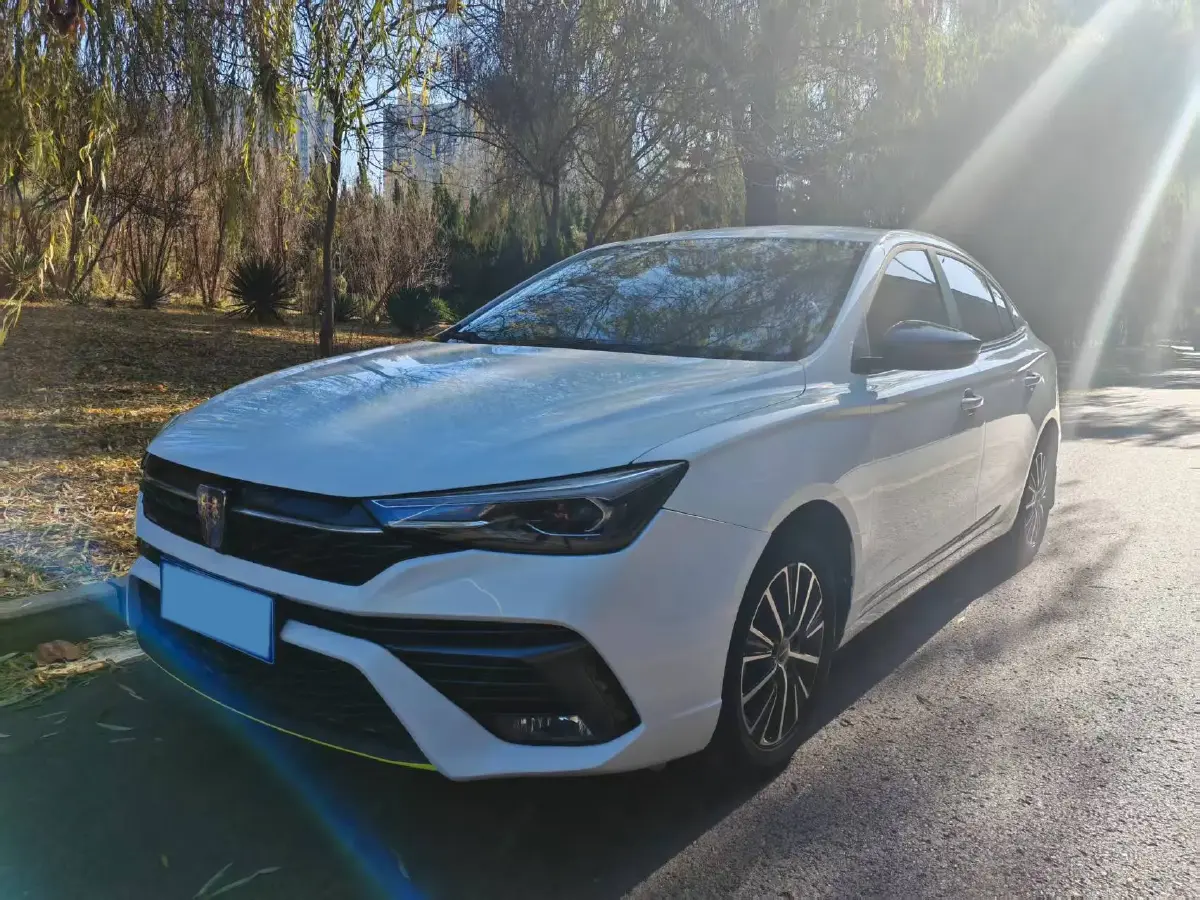 2021 Roewe i5 1.5L 120HP L4 5MT