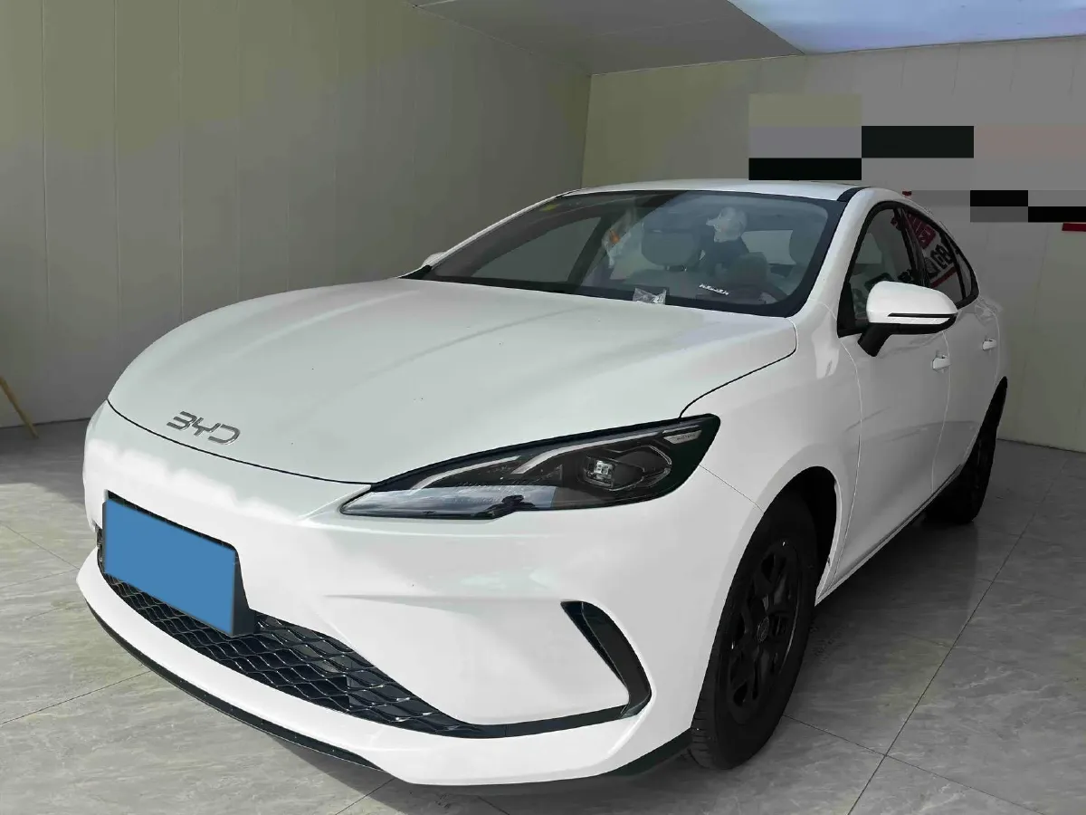 2025 BYD Seal05 DM-i 1.5L 101HP L4 E-CVT PHEV 7.68KWH,autocango,china used car exporter,china ev exporter,chinese used car exporter,chinese used ev exporter