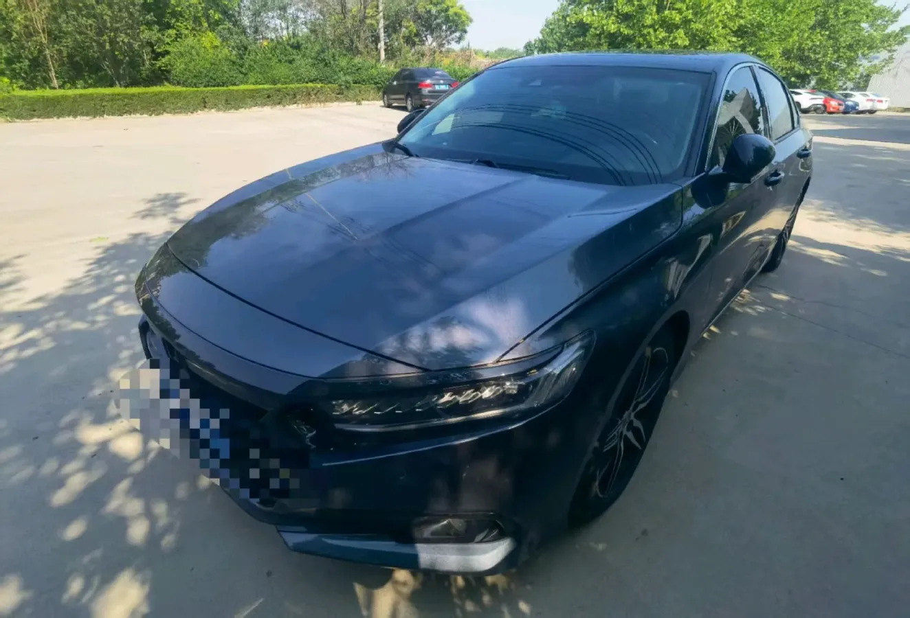 2022 Honda Accord 1.5T 194HP L4 CVT,autocango,china used car exporter,china ev exporter,chinese used car exporter,chinese used ev exporter
