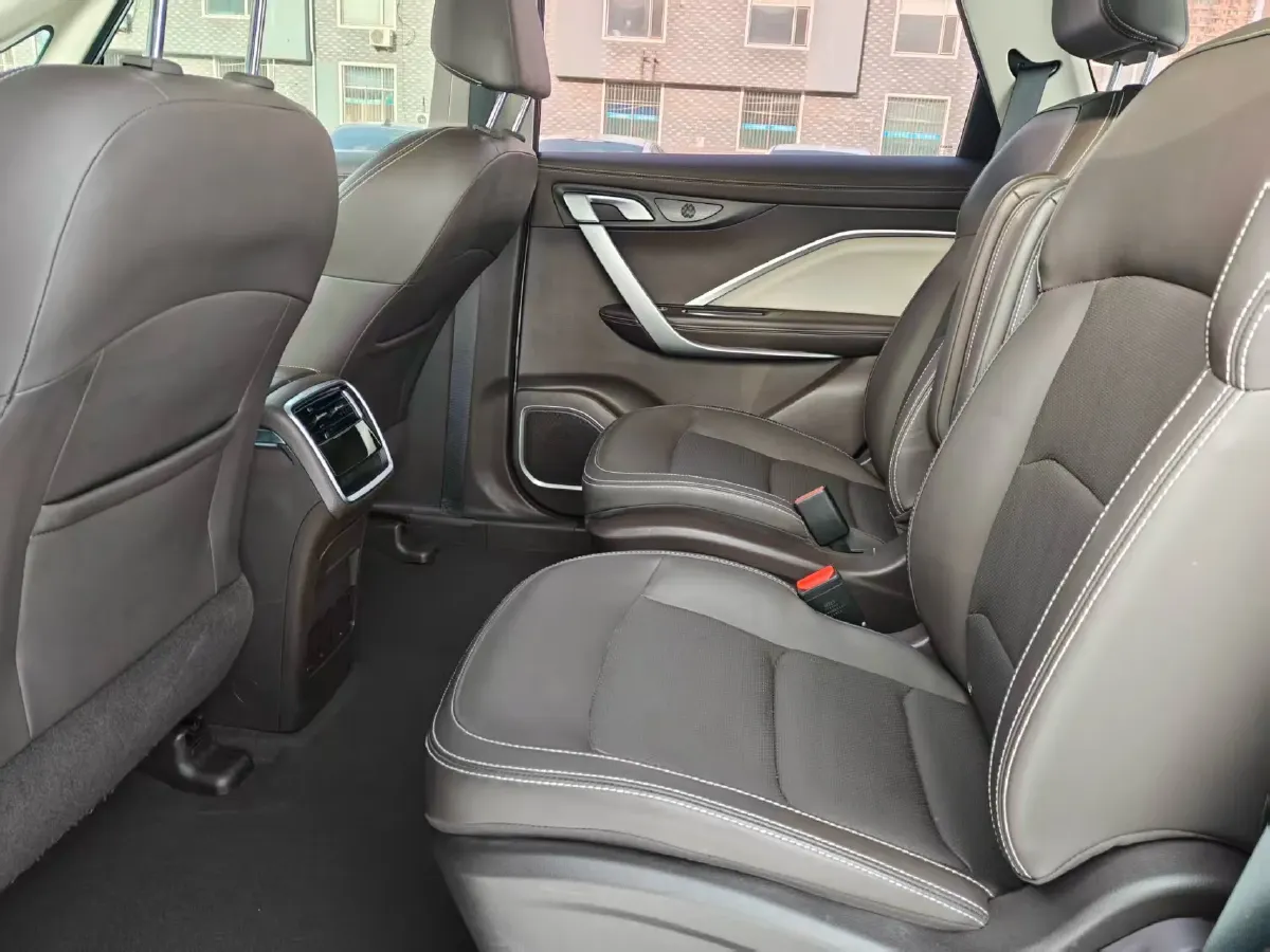 2021 Geely JiaJi 1.8T 184HP L4 7DCT,autocango,china used car exporter,china ev exporter,chinese used car exporter,chinese used ev exporter