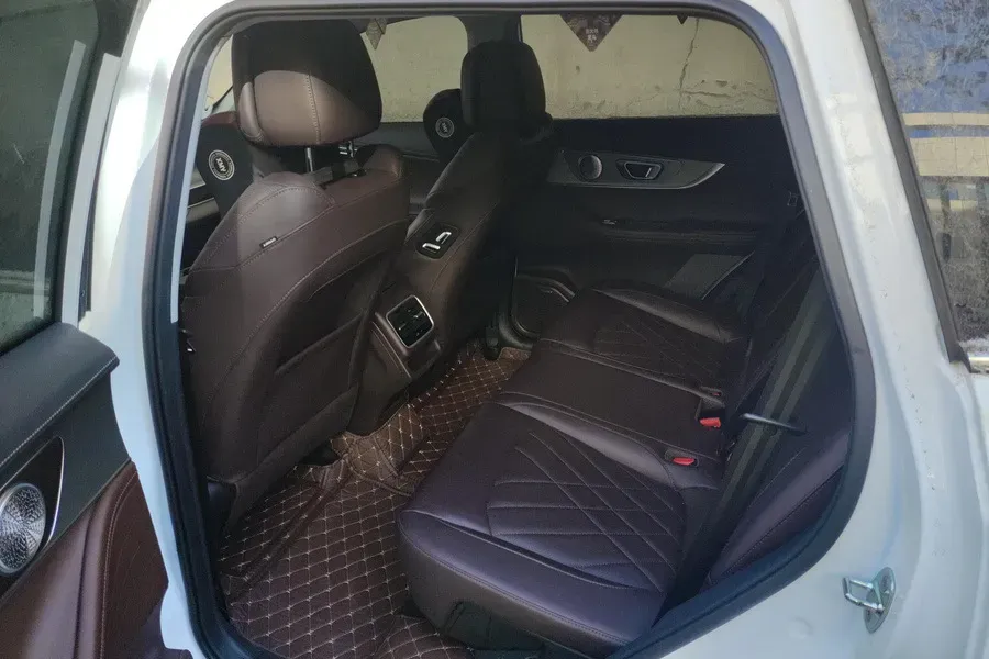 2022 Chery Tiggo 8 PRO 1.6T 197HP L4 7DCT,autocango,china used car exporter,china ev exporter,chinese used car exporter,chinese used ev exporter