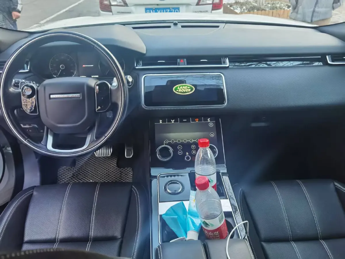 2018 Land Rover Range Rover Velar 3.0T 380HP V6 8AT,autocango,china used car exporter,china ev exporter,chinese used car exporter,chinese used ev exporter